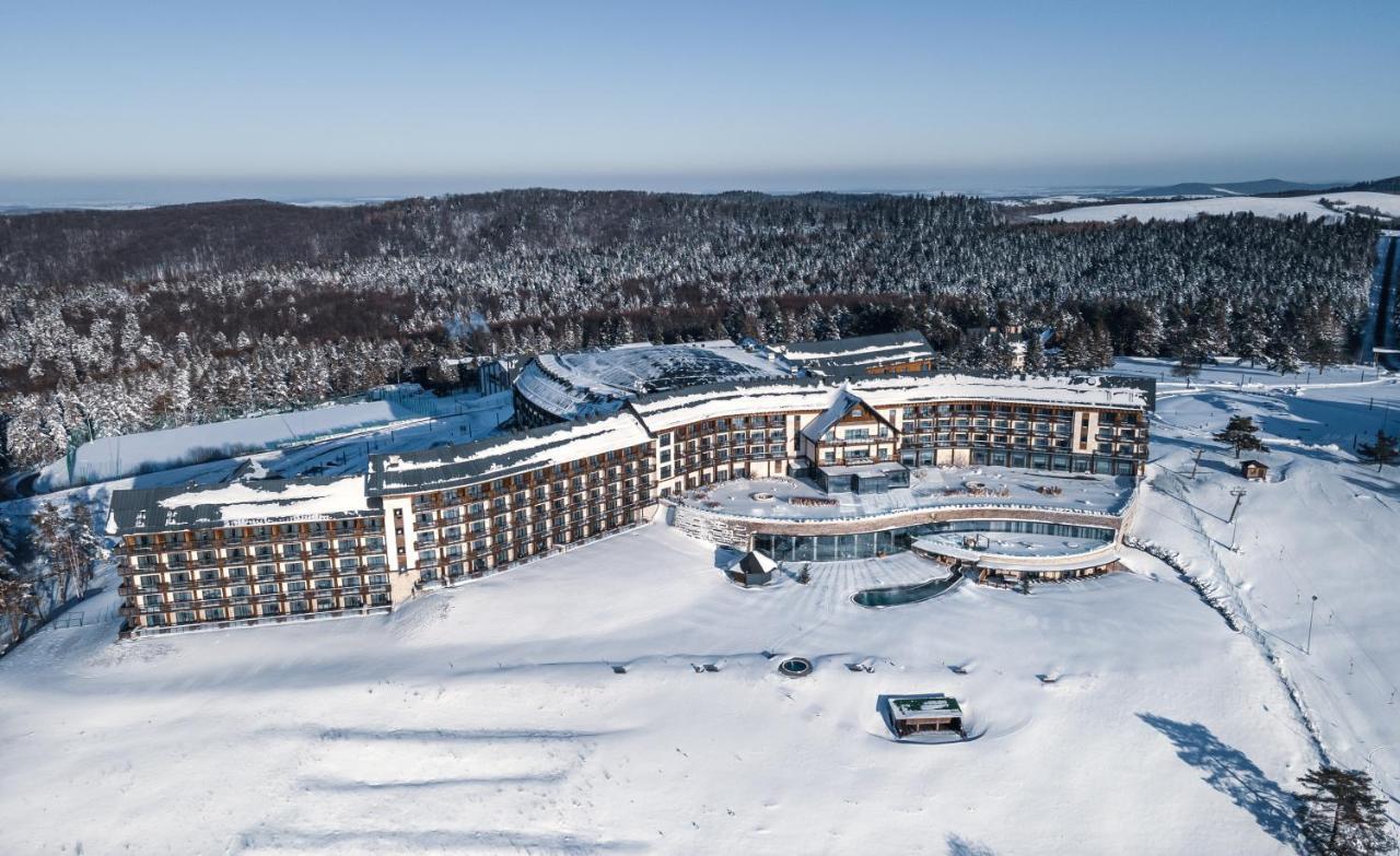 Hotel Arłamów Extérieur photo