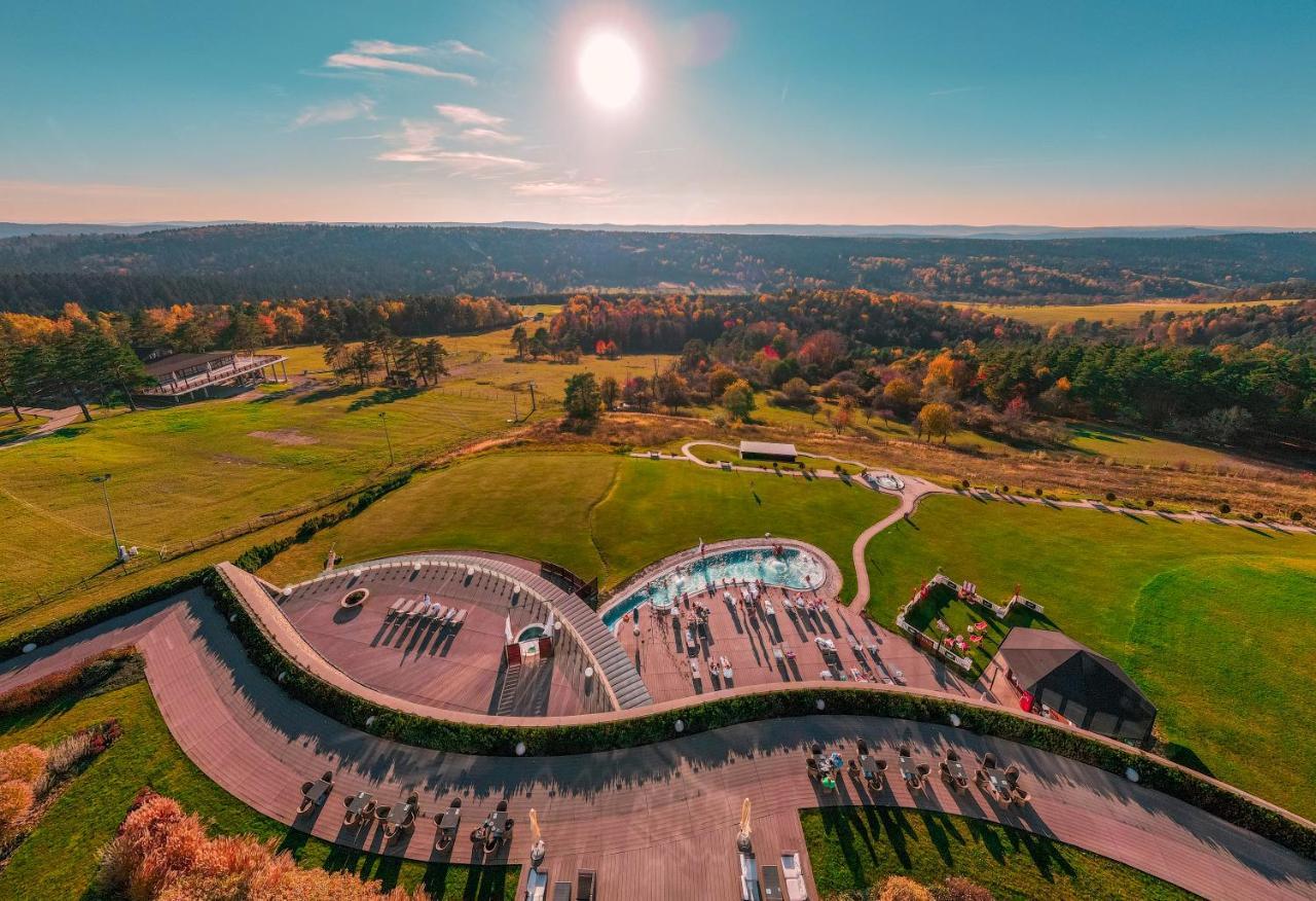 Hotel Arłamów Extérieur photo