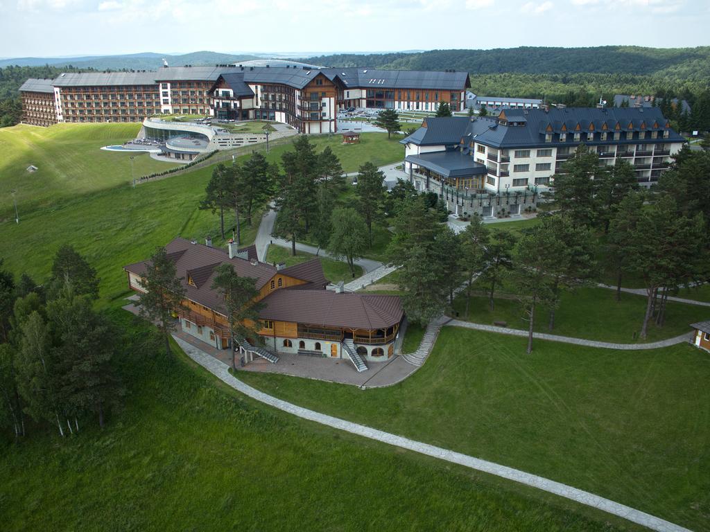 Hotel Arłamów Extérieur photo